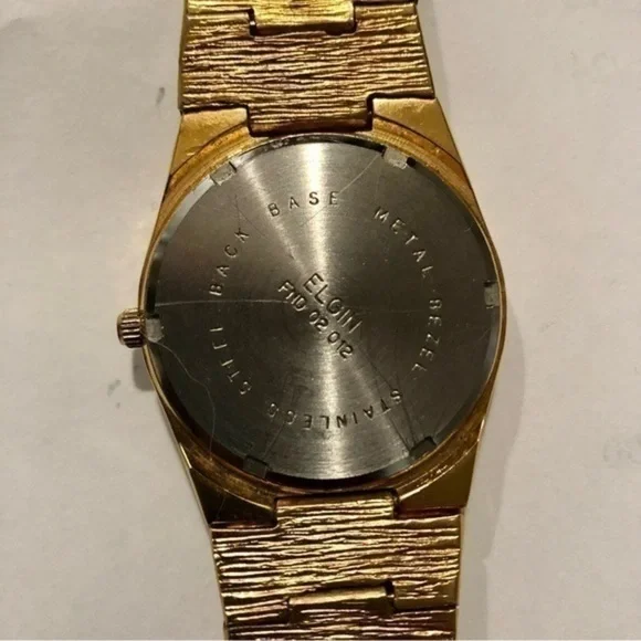 Elgin Gold Tone Nugget Watch - Not Tested - Quartz Movement With Case - Picture 5 of 6